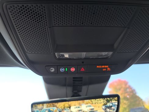 New 2026 Buick Enclave Preferred w/ Power Package image 27