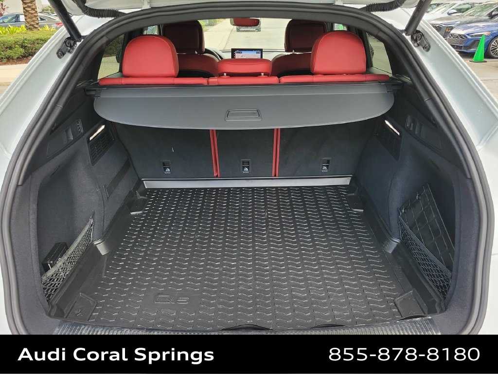Certified 2024 Audi SQ5 Prestige AWD/4WD image 27