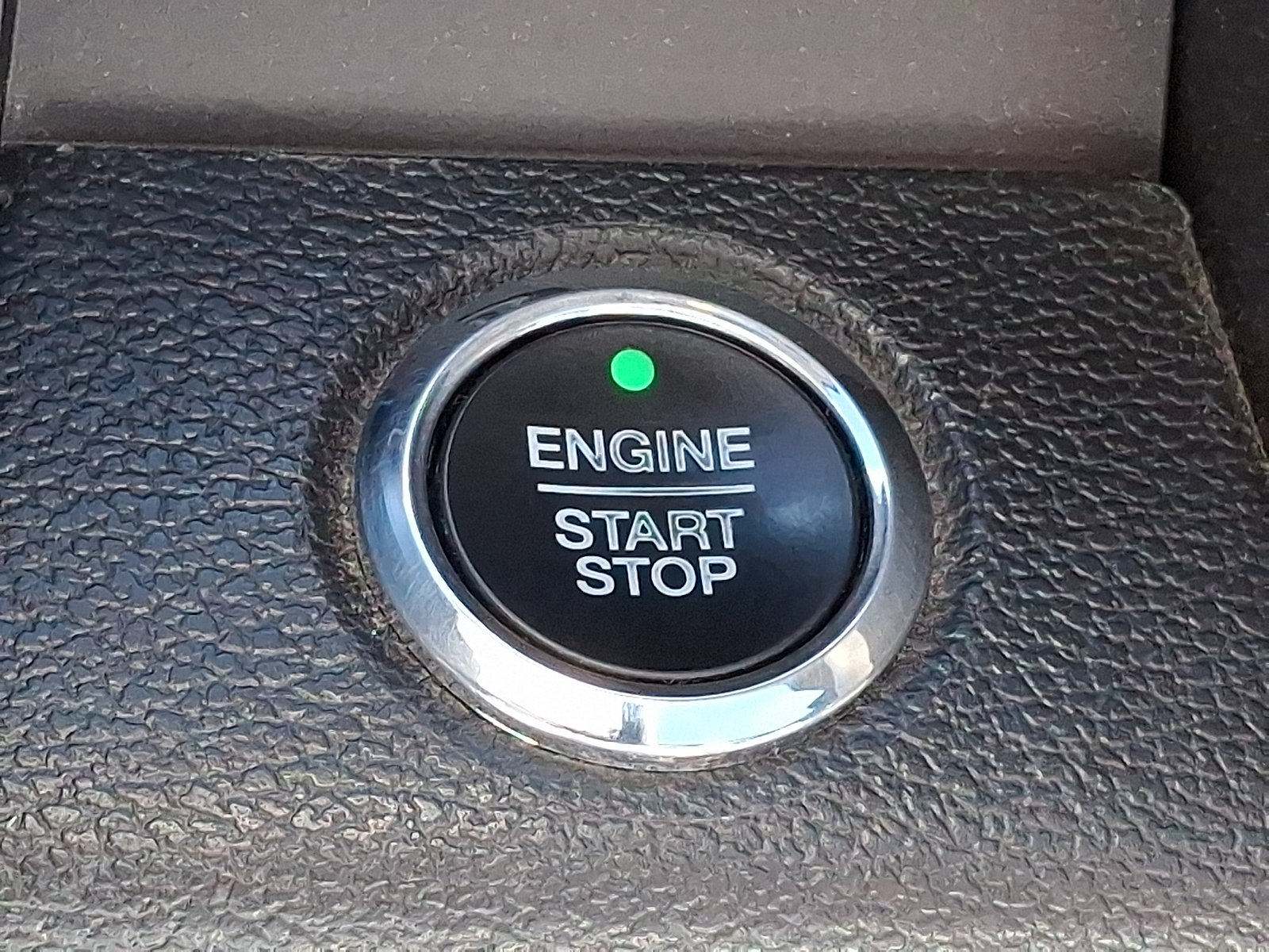 Used 2017 Ford F150 Lariat w/ Equipment Group 502A Luxury AWD/4WD image 24