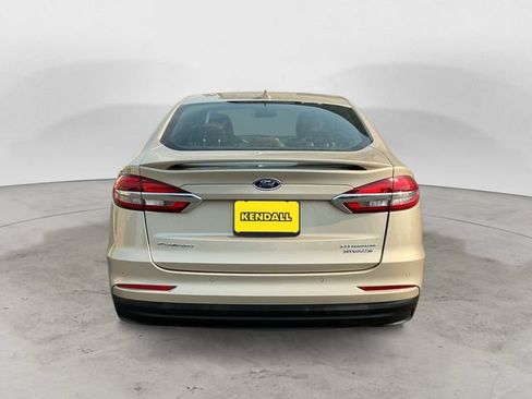 Used 2019 Ford Fusion Titanium FWD image 6