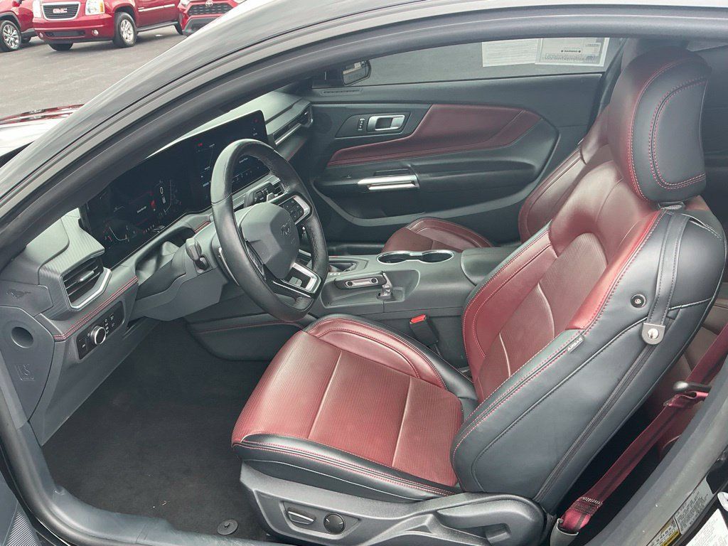 Used 2024 Ford Mustang GT Premium w/ GT Performance Package RWD image 18