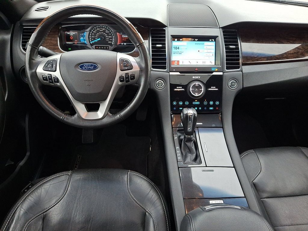 Certified 2018 Ford Taurus Limited AWD/4WD image 11