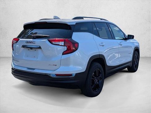 Used 2024 GMC Terrain AT4 AWD/4WD image 6