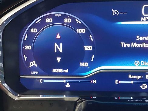 Used 2023 Chevrolet Silverado 1500 LT image 9