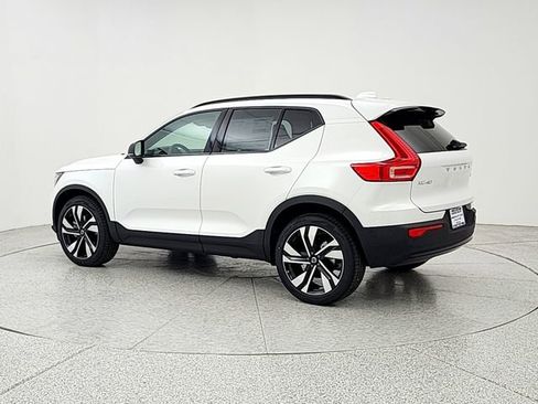 New 2026 Volvo XC40 B5 Plus w/ Protection Package Premier AWD/4WD image 7