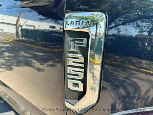 Used 2022 Ford F250 Lariat w/ Tremor Off-Road Package AWD/4WD image 28
