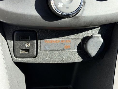 Used 2022 Chevrolet Trax LT w/ LT Convenience Package image 20