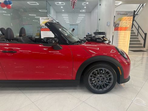 Used 2026 MINI Cooper S FWD image 9
