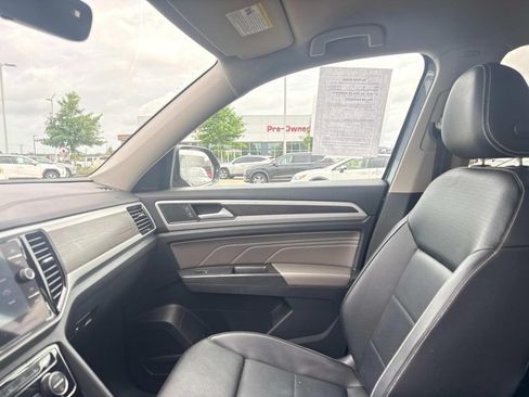 Used 2022 Volkswagen Atlas SE FWD image 21