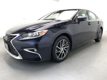 Used 2017 Lexus ES 350 w/ Navigation System Package