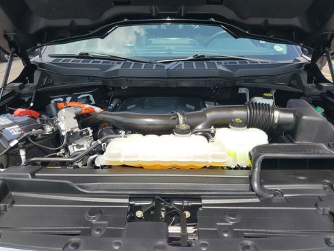 Used 2022 Ford F150 Limited image 8