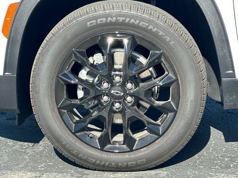 Used 2026 Chevrolet Traverse LT w/ Midnight/Sport Edition FWD image 44