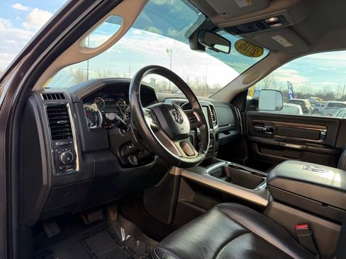 Used 2016 RAM 3500 Laramie image 13
