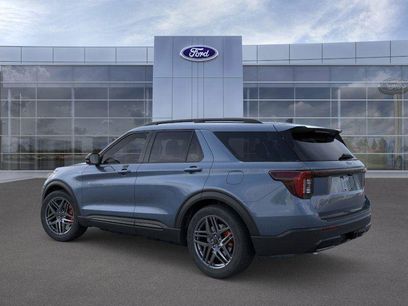 New 2026 Ford Explorer ST-Line w/ ST-Line Street Pack