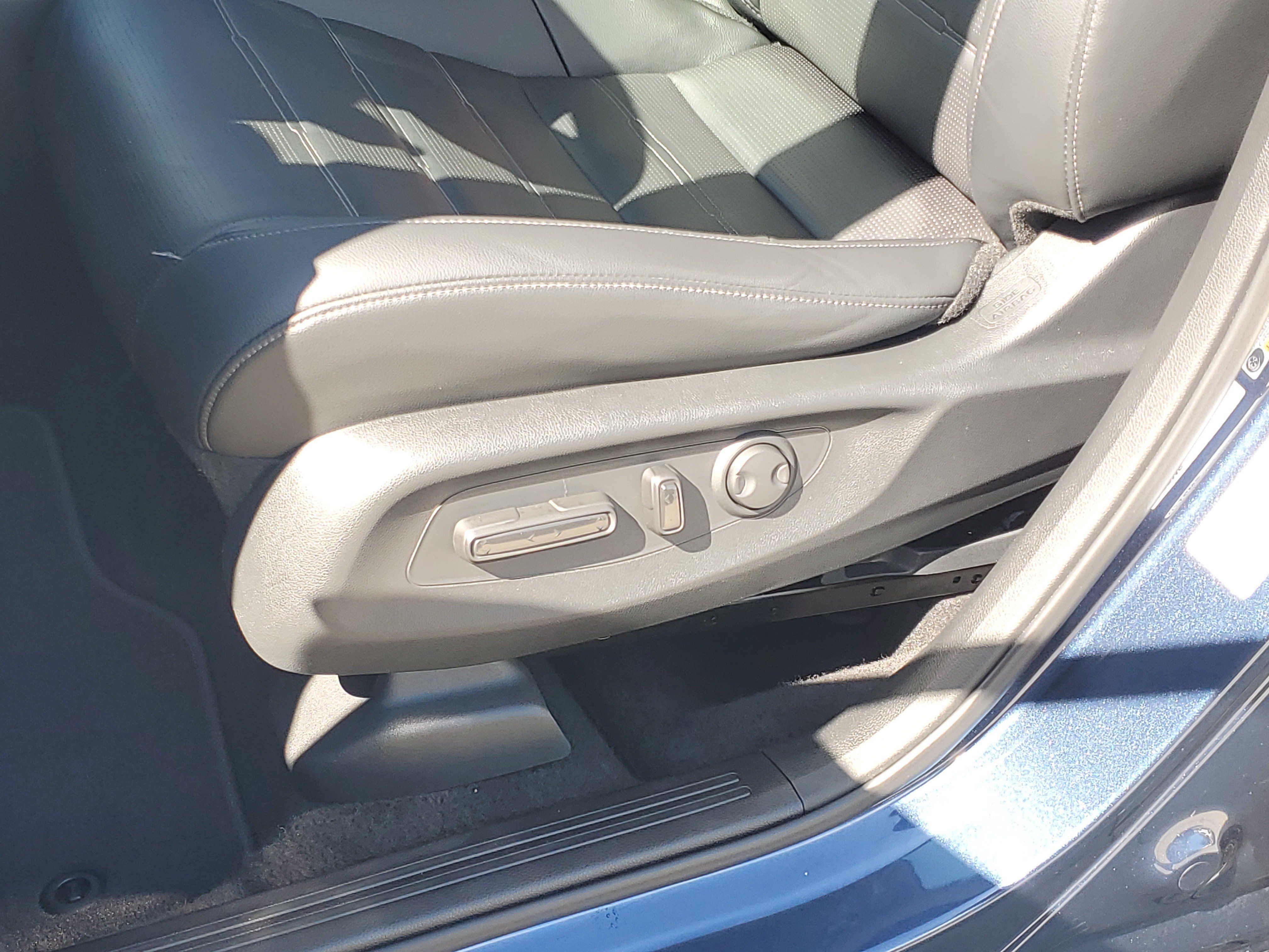 Used 2025 Honda CR-V EX-L image 19