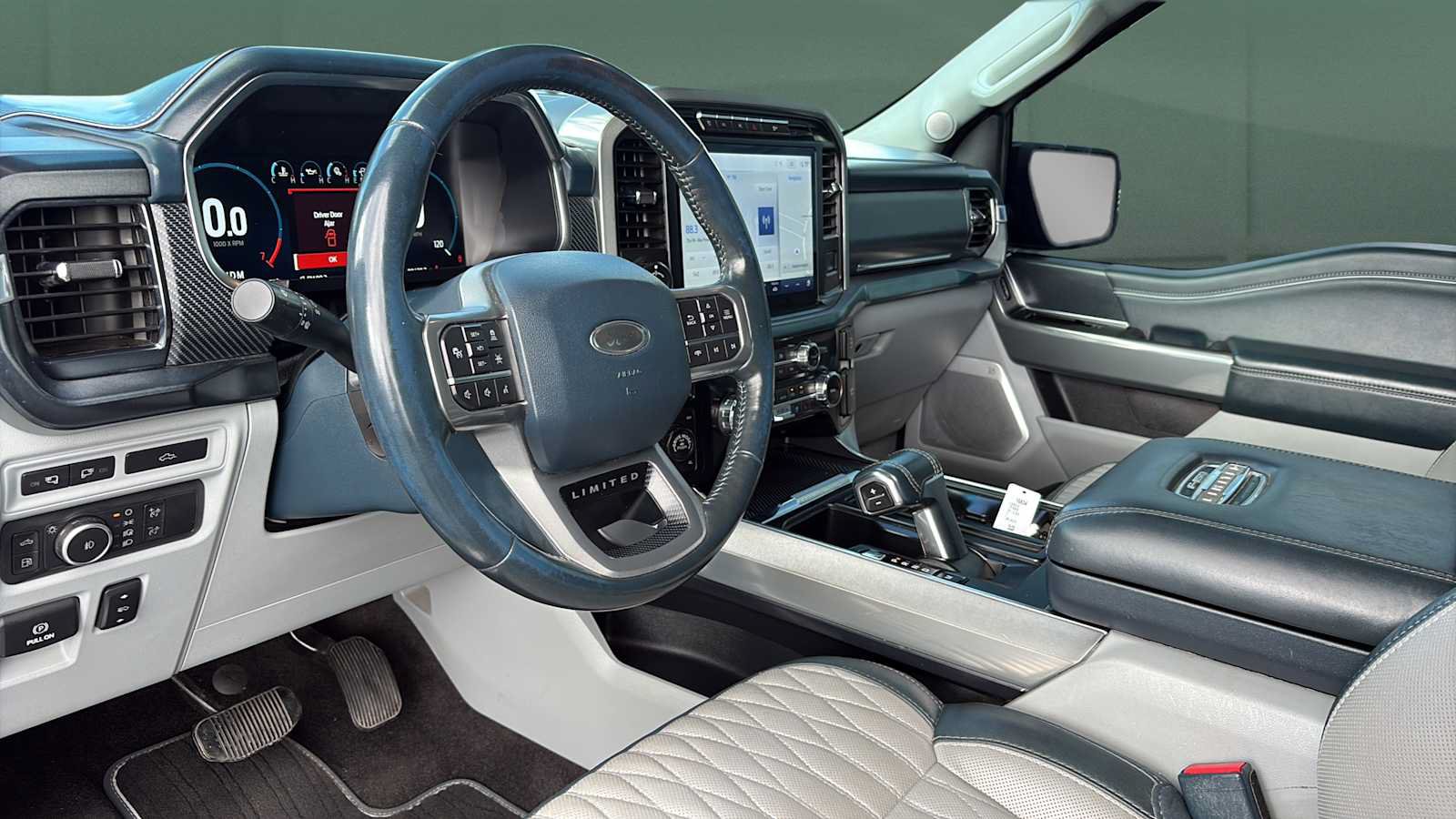 Used 2022 Ford F150 Limited AWD/4WD image 17
