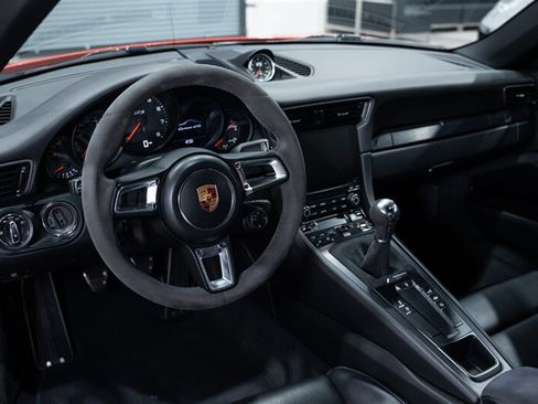 Used 2017 Porsche 911 Carrera GTS RWD image 46