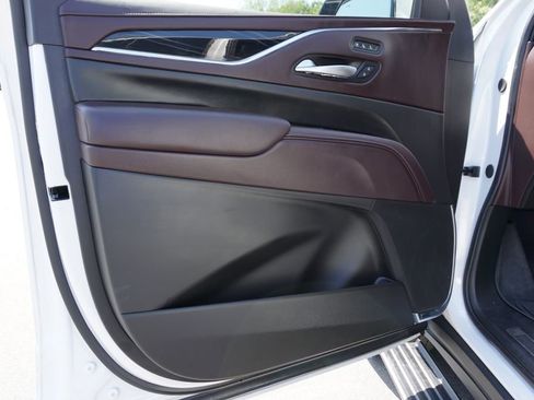 Used 2023 Cadillac Escalade V w/ LPO, Floor Liner Package image 78