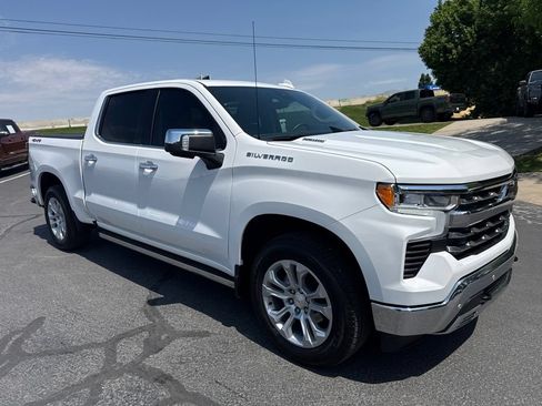 Used 2025 Chevrolet Silverado 1500 LTZ w/ Technology Package AWD/4WD image 1