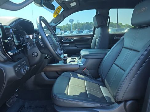 Used 2024 Chevrolet Silverado 1500 High Country w/ Max Trailering Package AWD/4WD image 12