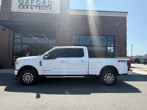 Used 2022 Ford F250 Lariat w/ FX4 Off-Road Package AWD/4WD image 3
