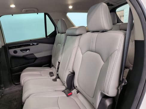 Used 2025 Honda Pilot EX-L image 29