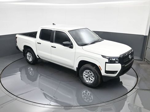 New 2026 Nissan Frontier S image 23