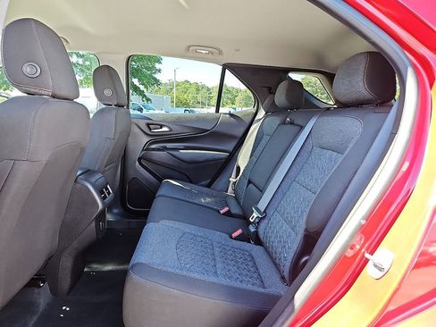 Certified 2024 Chevrolet Equinox LT FWD image 10
