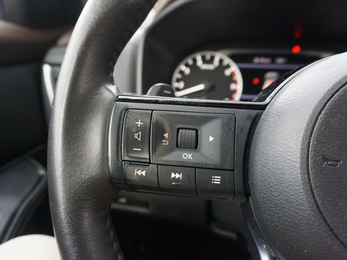 Used 2023 Nissan Rogue SV w/ SV Premium B Package FWD image 8