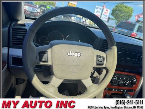 Used 2006 Jeep Grand Cherokee Limited AWD/4WD image 13