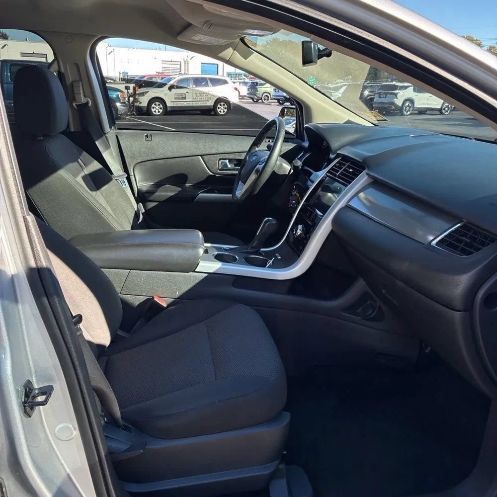 Used 2014 Ford Edge SEL AWD/4WD image 23