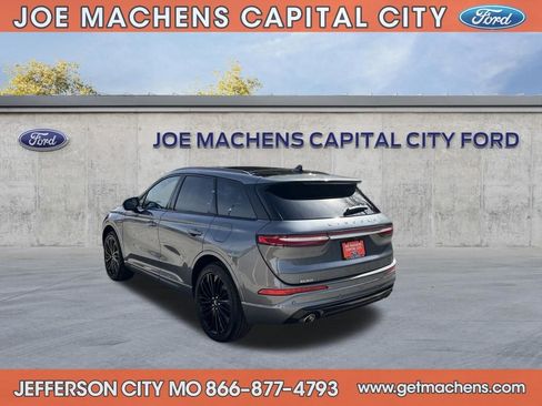 Used 2025 Lincoln Corsair Grand Touring w/ Jet Appearance Package image 7