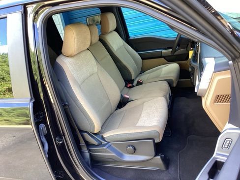 Used 2023 Ford F150 XLT image 29