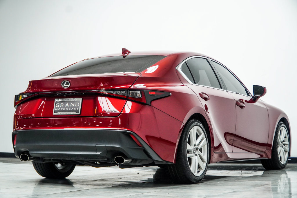 Used 2024 Lexus IS 300 w/ Comfort Package RWD image 15