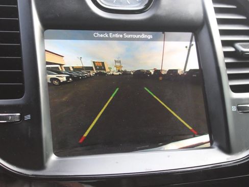 Used 2019 Chrysler 300 S RWD image 19