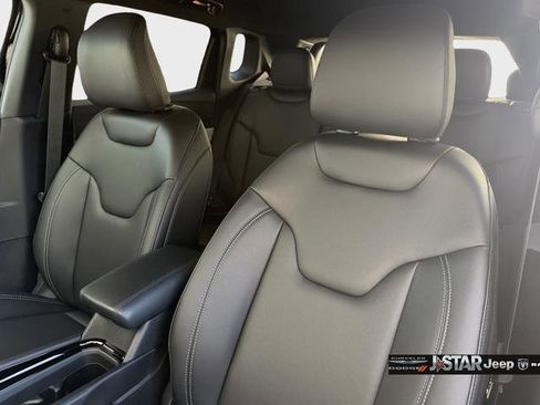 New 2026 Jeep Compass Limited AWD/4WD image 12