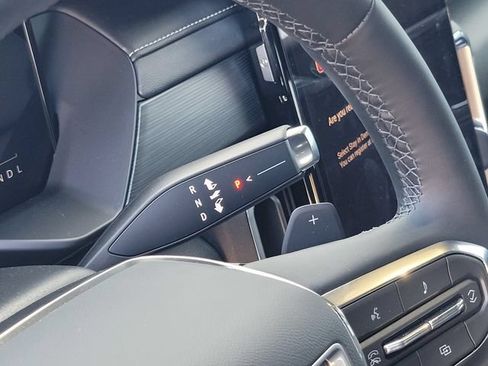 New 2026 GMC Acadia Elevation w/ Elevation Premium Package AWD/4WD image 19