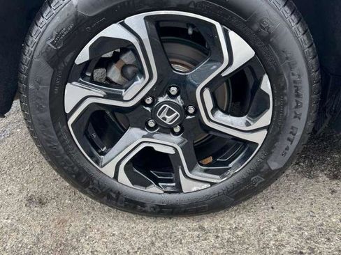 Used 2019 Honda CR-V Touring image 14