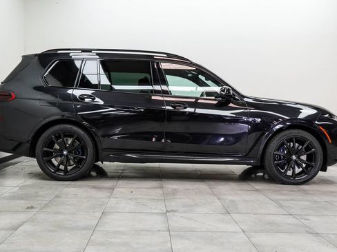 Used 2023 BMW X7 xDrive40i w/ M Sport Package AWD/4WD image 10