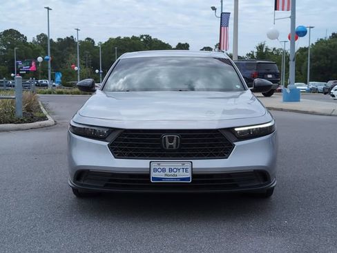 Used 2024 Honda Accord Sport image 10