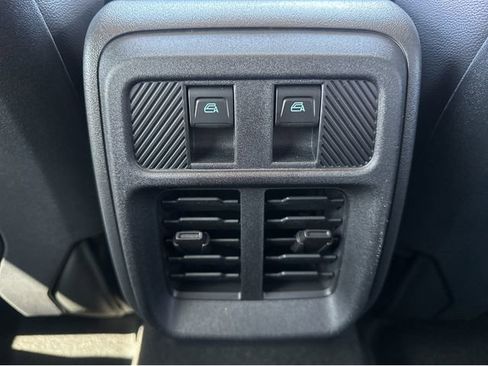 New 2025 Ford Bronco Badlands image 18