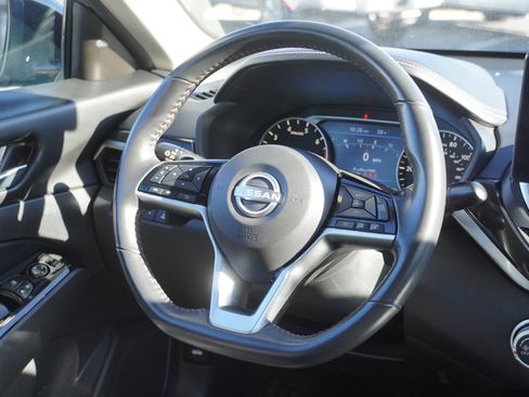 Used 2024 Nissan Altima 2.5 SR w/ SR Premium Package image 29