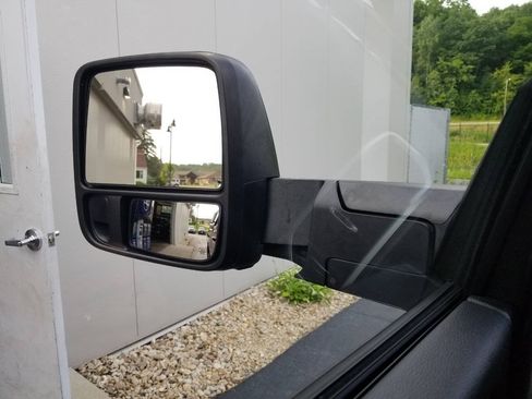 Certified 2024 RAM 2500 Big Horn w/ Night Edition AWD/4WD image 34