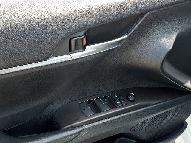 Certified 2022 Toyota Camry SE FWD image 8
