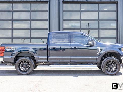 Used 2022 Ford F250 Lariat w/ Lariat Value Package AWD/4WD image 9