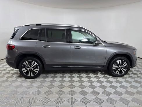 New 2026 Mercedes-Benz GLB 250 4MATIC image 8