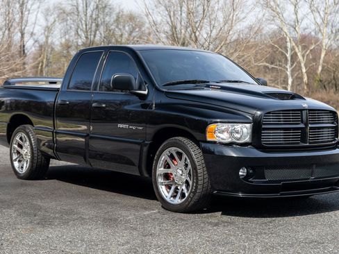 Used 2005 Dodge Ram 1500 Truck 2WD Quad Cab image 8