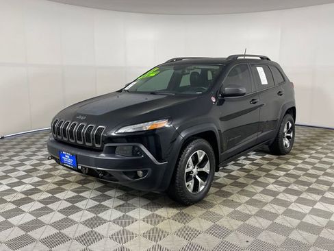 Used 2017 Jeep Cherokee Trailhawk w/ Comfort/Convenience Group image 1