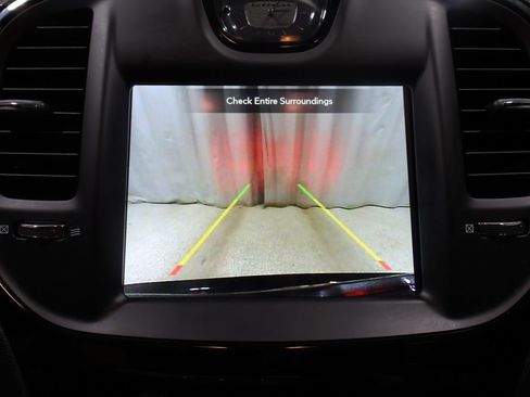 Used 2022 Chrysler 300 S w/ Comfort Group RWD image 30