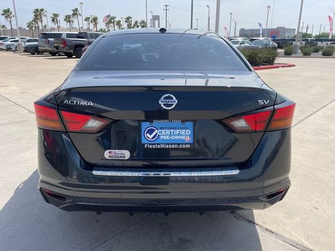 Certified 2022 Nissan Altima 2.5 SV FWD image 6